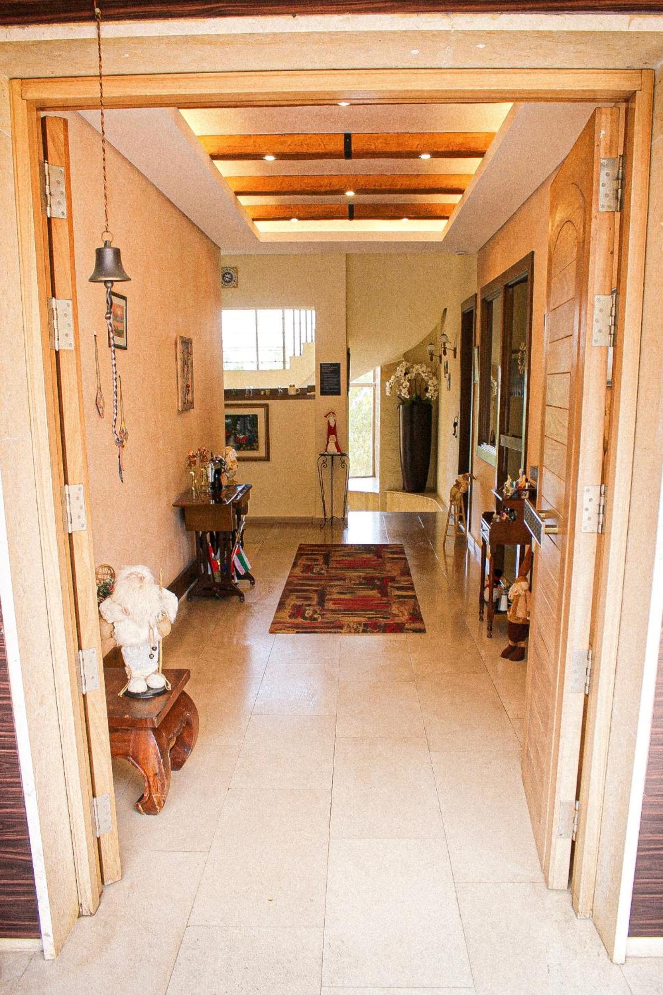 Austria Luxury Apartments, Faraya Hotel Buitenkant foto