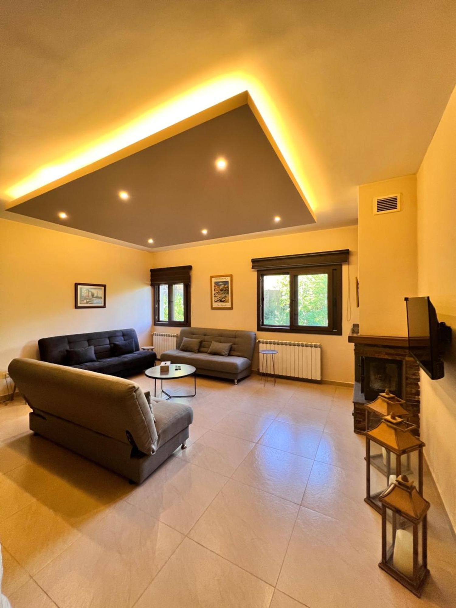 Austria Luxury Apartments, Faraya Hotel Buitenkant foto