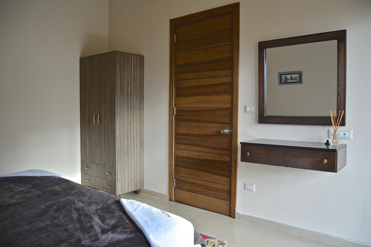 Austria Luxury Apartments, Faraya Hotel Buitenkant foto