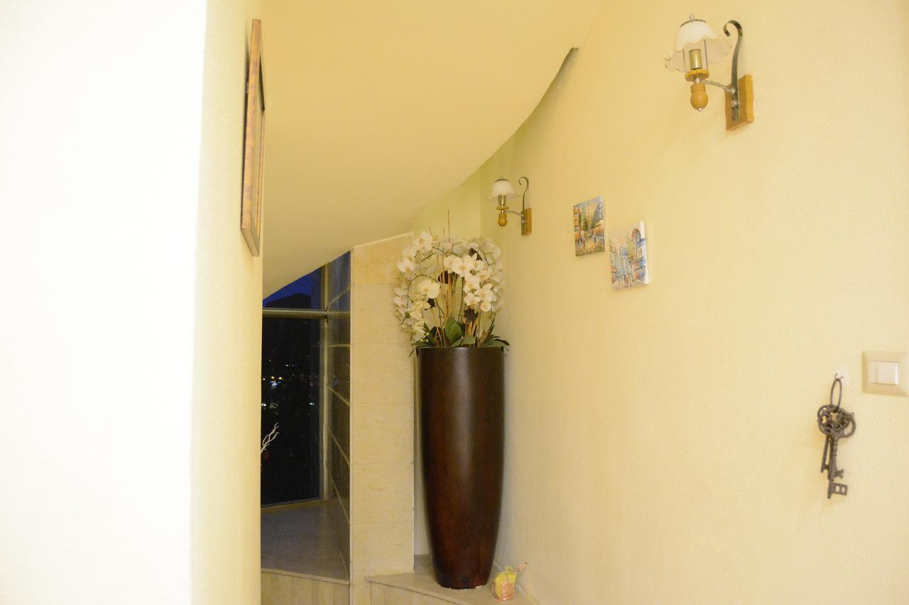Austria Luxury Apartments, Faraya Hotel Buitenkant foto